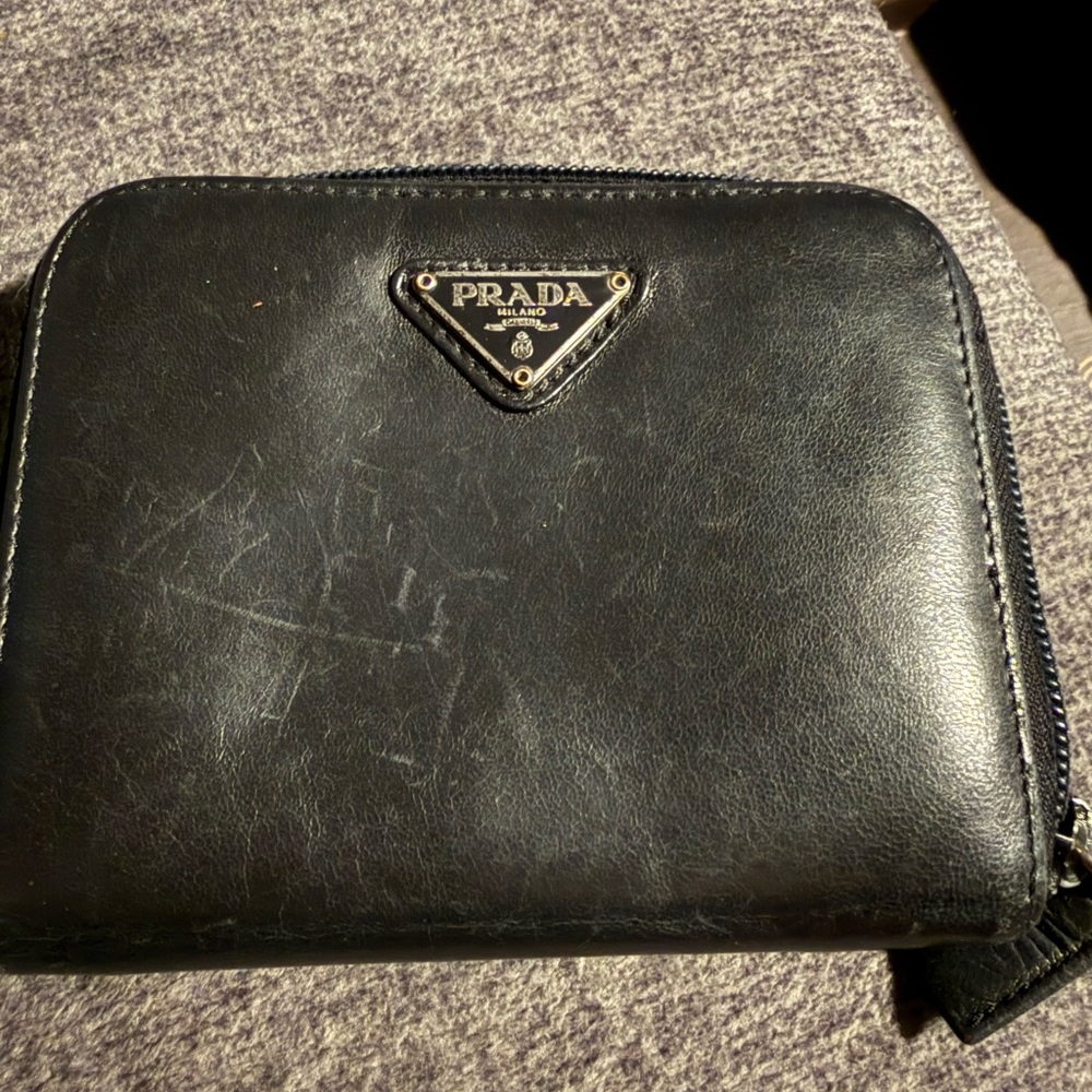 PRADA compact  Black Leather Zip Wallet